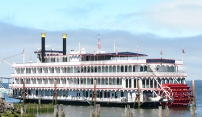 Queen West Steamboat Columbia