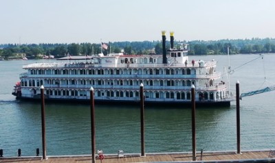 Queen of West web Aug 2014